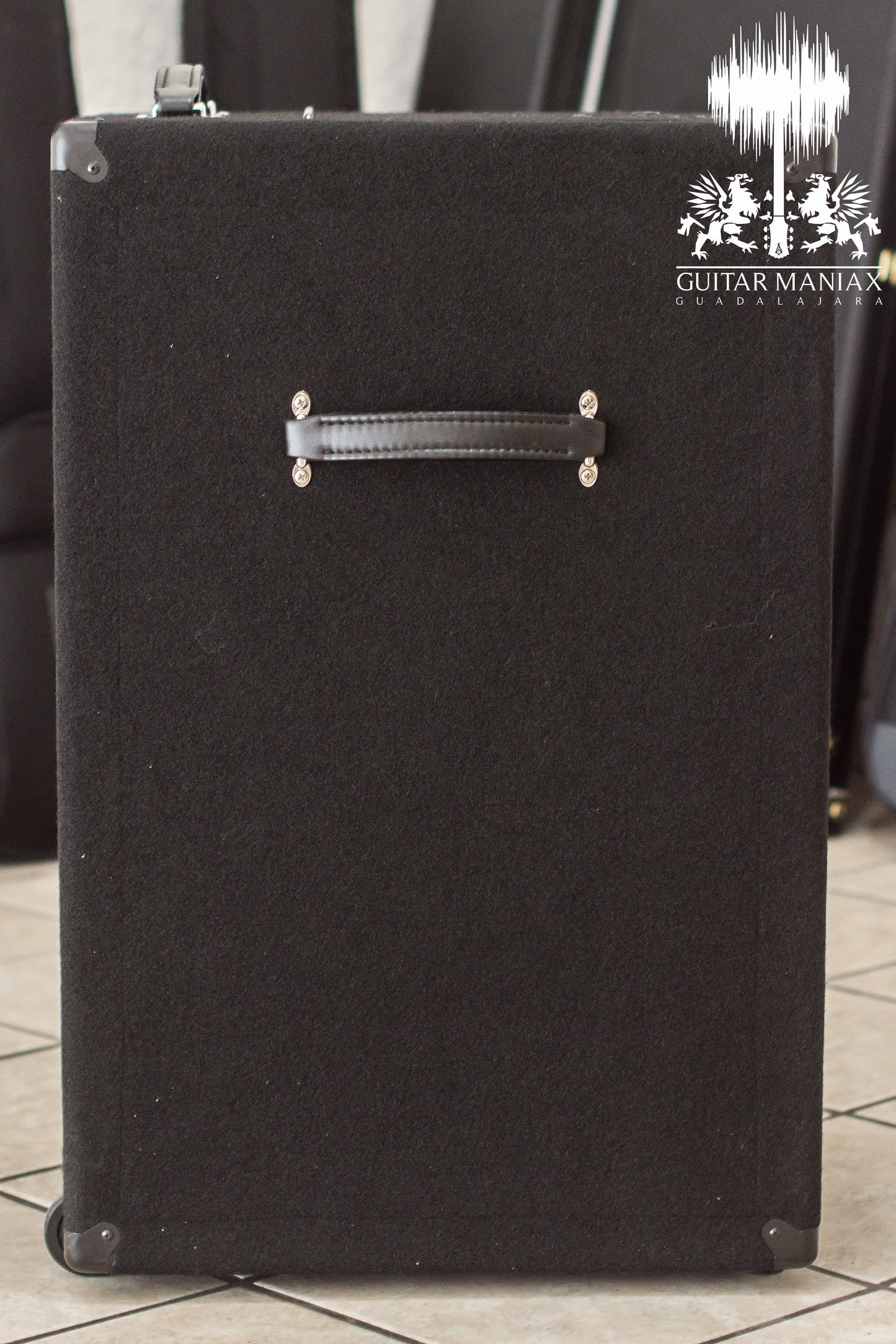 Rivera Silent Sister Isolated Cab