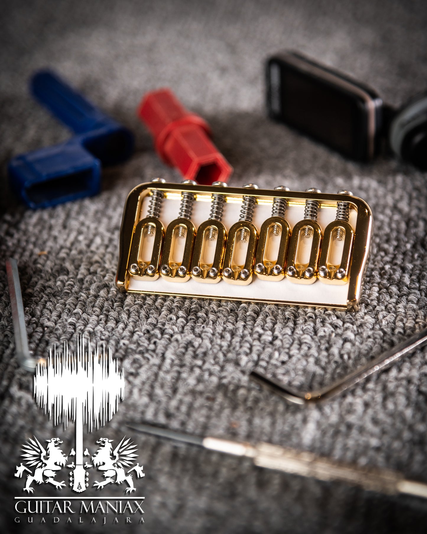 Hipshot 7 String Fixed Guitar Bridge Gold